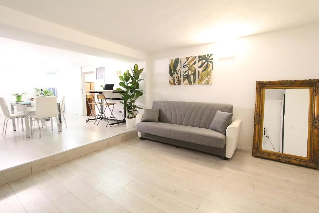 Bamboo Milano Pastorelli Apartment 0*, Milan Italy