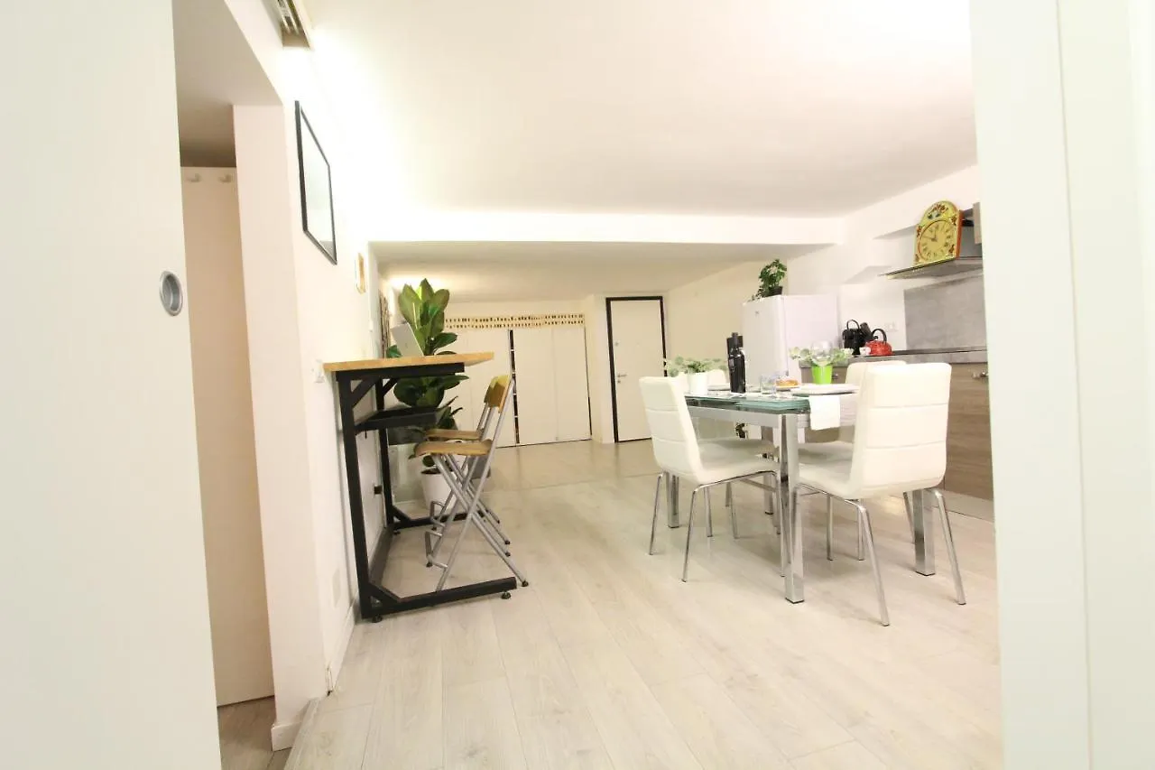 Bamboo Milano Pastorelli Apartment
