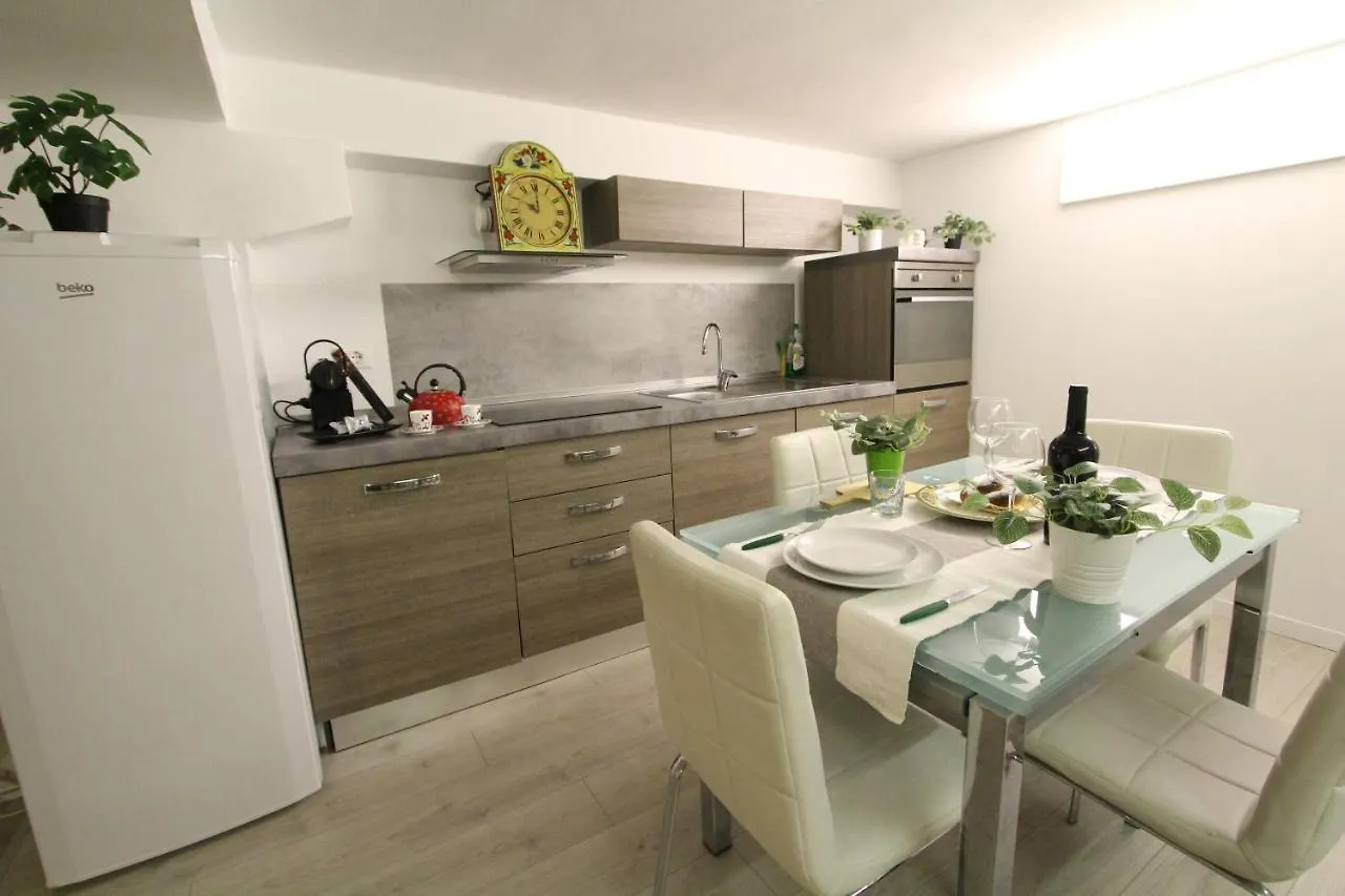 Bamboo Milano Pastorelli Apartment